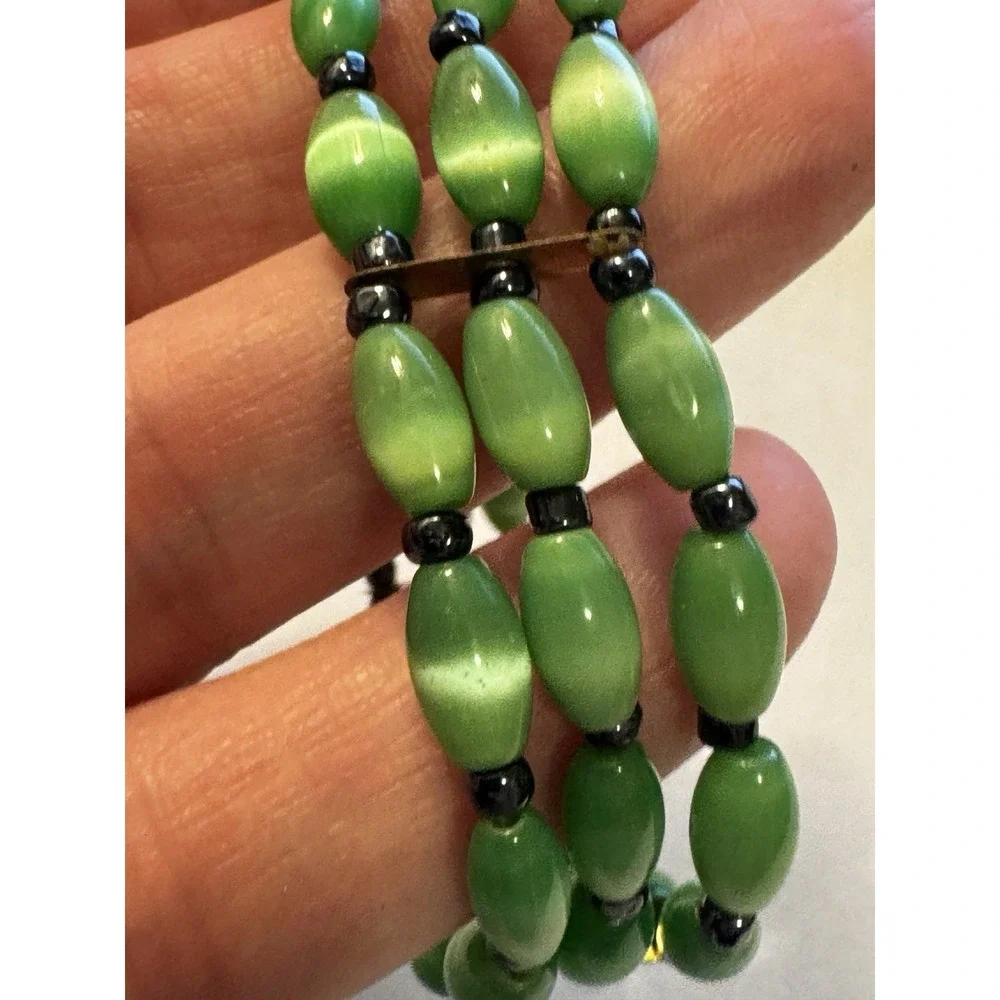 Vintage Green Cats Eye Bead 3‎ Row Memory Wire Coil Bracelet Adjustable